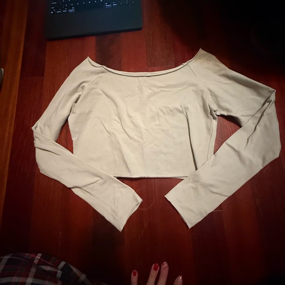 Brandy Melville Green Crop Longsleeve